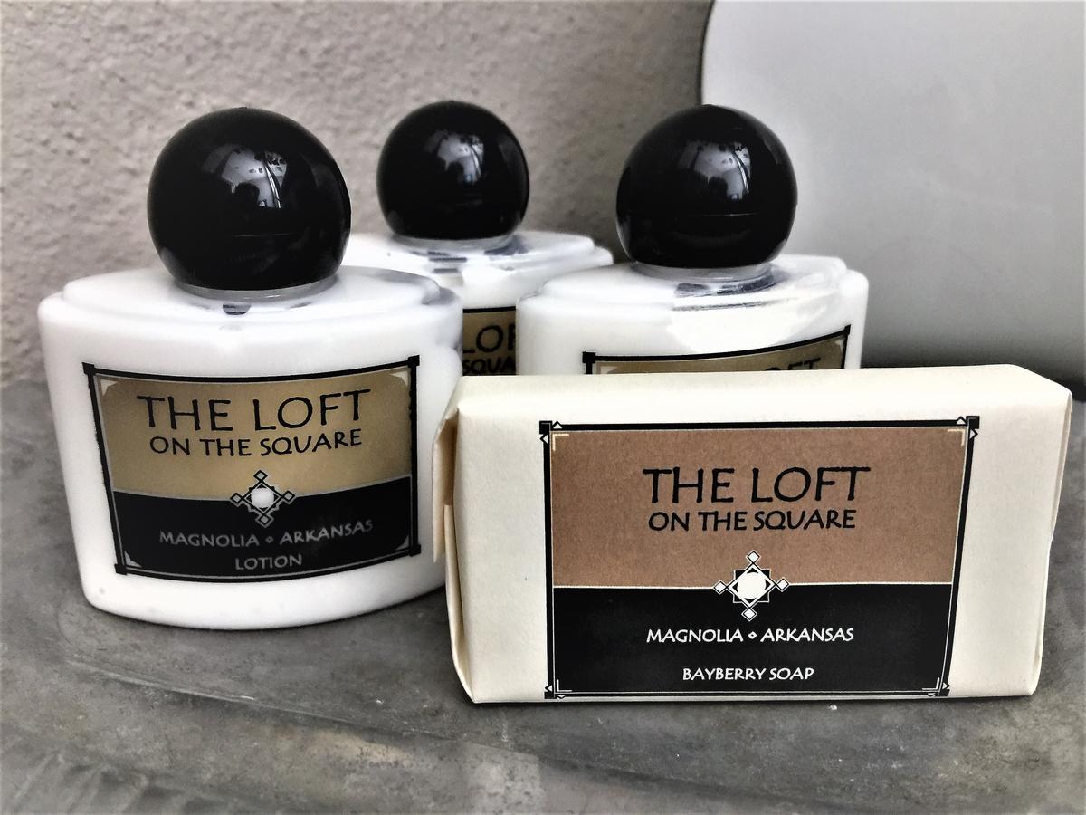 The Loft On The Square Hotel Magnolia Exterior photo